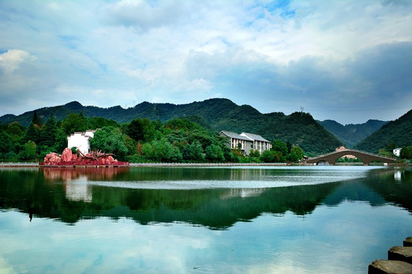 吉林省財(cái)政廳關(guān)于支持綠色低碳發(fā)展推動碳達(dá)峰碳中和的實(shí)施意見