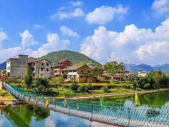 云南學習推廣浙江“千萬工程”經(jīng)驗三年行動實施方案：到2025年農(nóng)村生活污水治理、生活垃圾處理設(shè)施全覆蓋