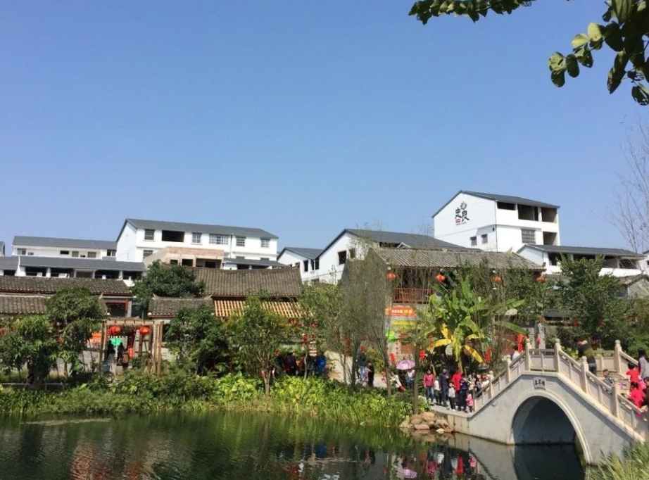 杭州擬推進(jìn)以縣城為重要載體的城鎮(zhèn)化建設(shè)，加快補(bǔ)齊環(huán)境衛(wèi)生等短板