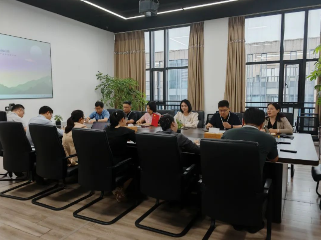 商達(dá)公用組織召開2024年第一次股東會(huì)暨董事會(huì)、監(jiān)事會(huì)會(huì)議精神宣貫會(huì)